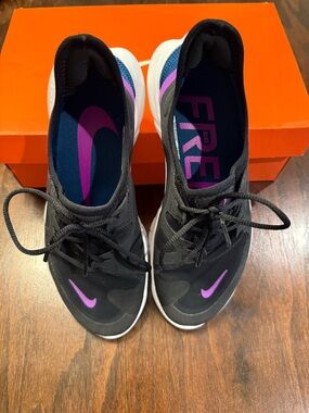 Nike Free RN 5.0 Black Purple Athletic Running Shoes AQ1316-009 Women’s Size 8.5